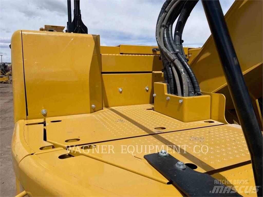 CAT 335 Bageri gusjeničari