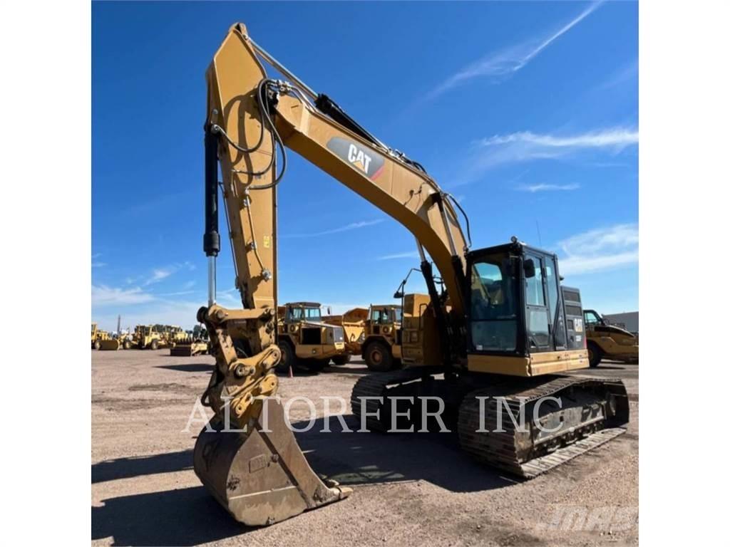 CAT 335F LCR Bageri gusjeničari