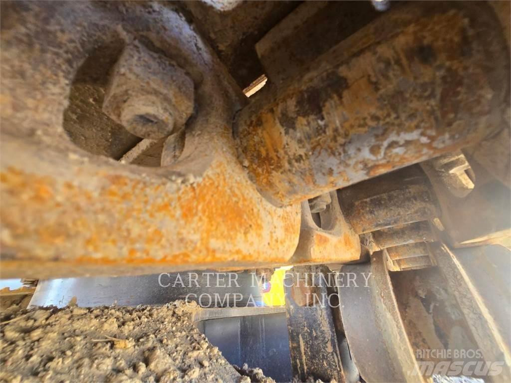 CAT 335FLCR Bageri gusjeničari