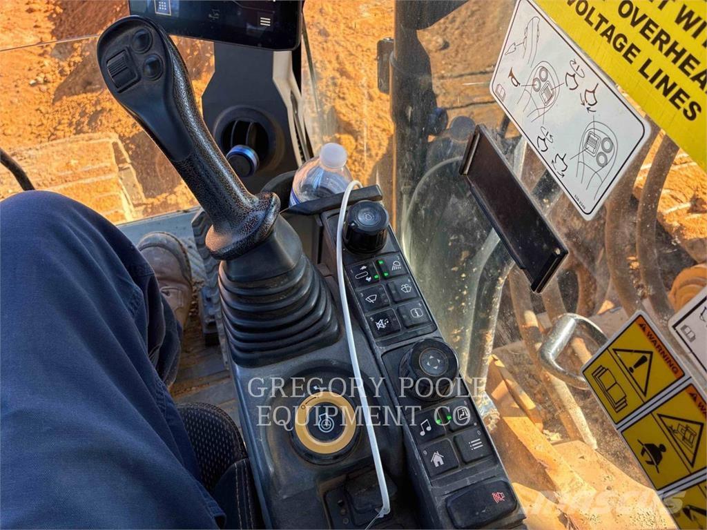 CAT 33607 Bageri gusjeničari