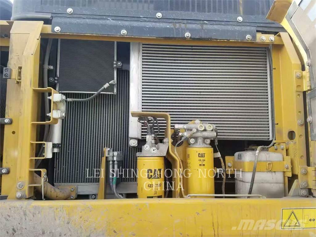 CAT 336D2 Bageri gusjeničari