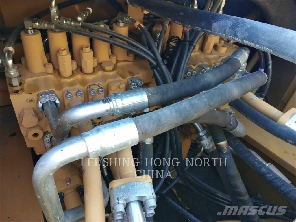 CAT 336D2 Bageri gusjeničari