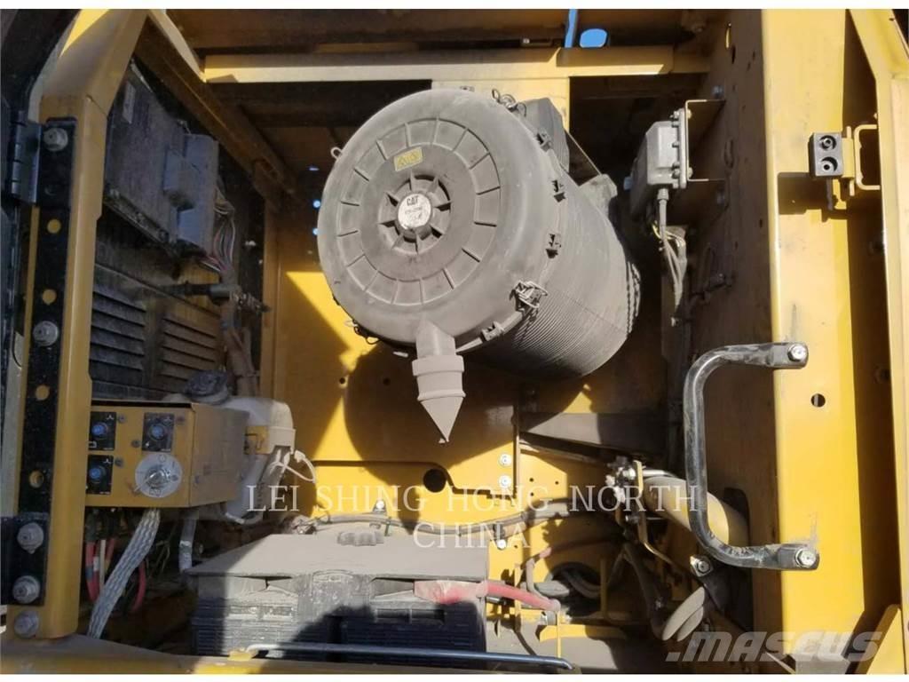 CAT 336D2 Bageri gusjeničari