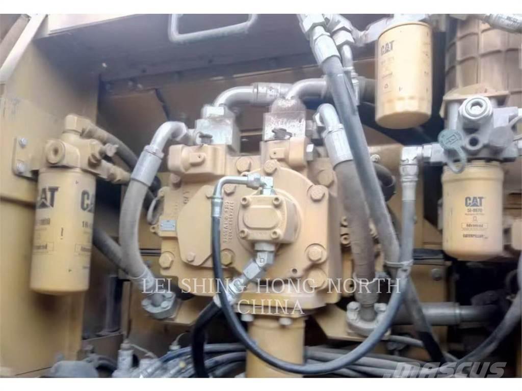 CAT 336D2XE Bageri gusjeničari