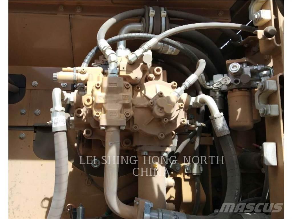 CAT 349D2L Bageri gusjeničari