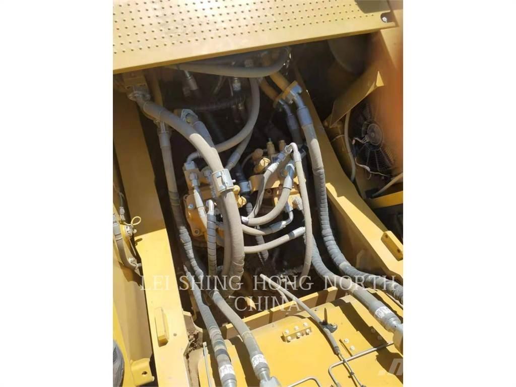 CAT 349D2L Bageri gusjeničari