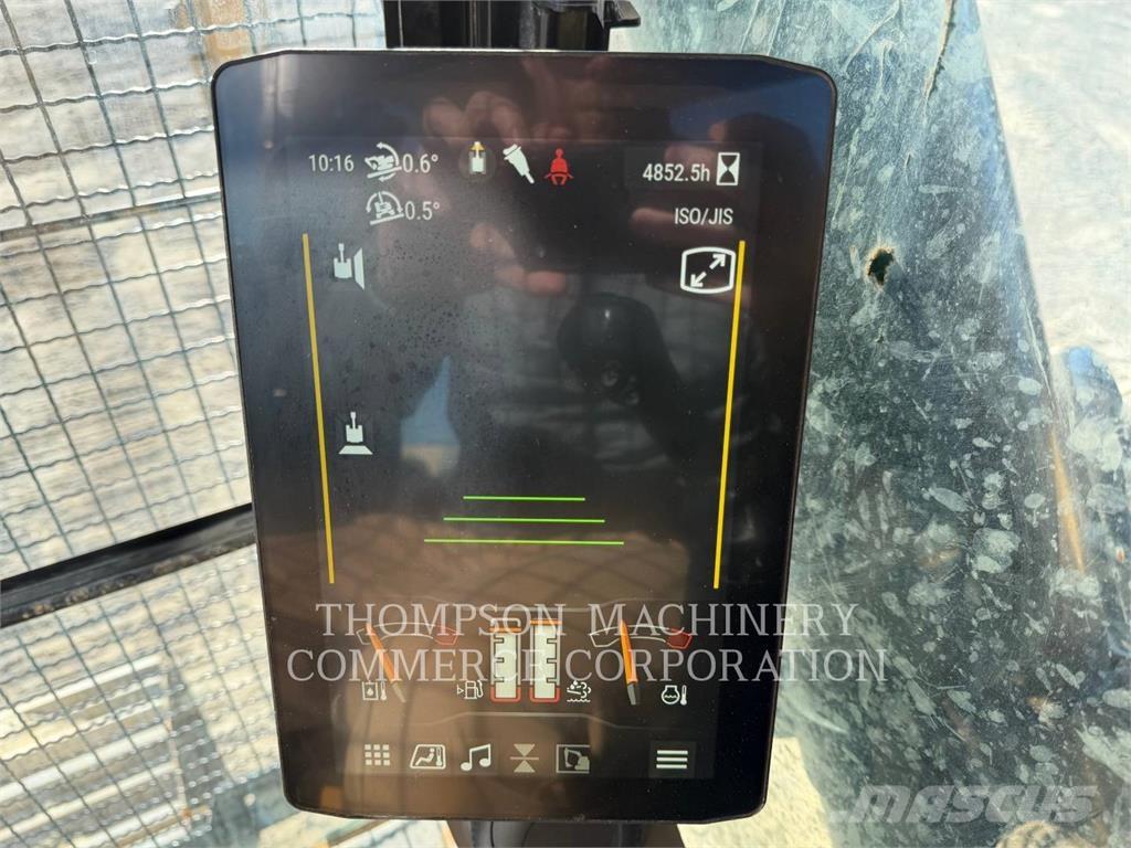 CAT 352 Bageri gusjeničari