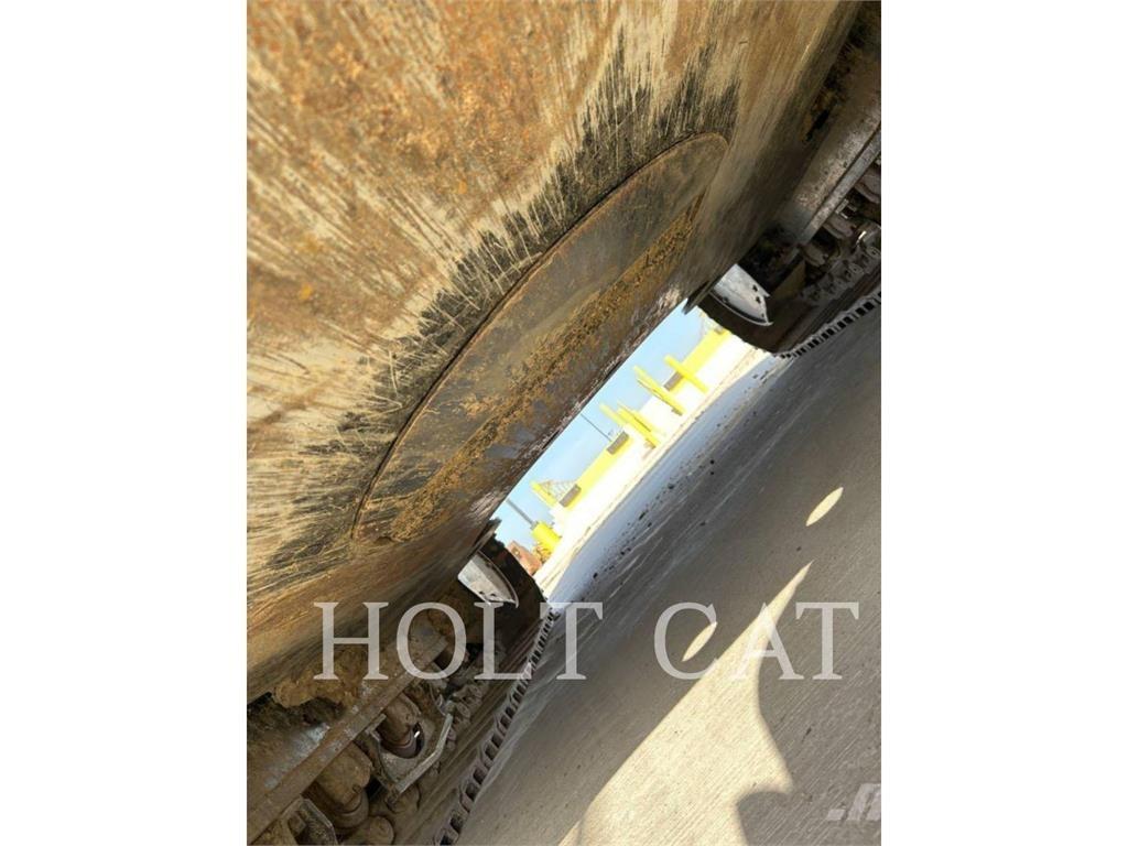 CAT 352 11 Bageri gusjeničari