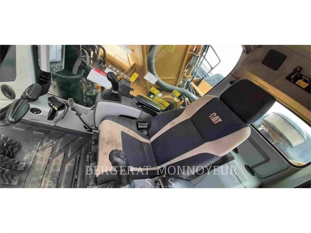 CAT 352F Bageri gusjeničari