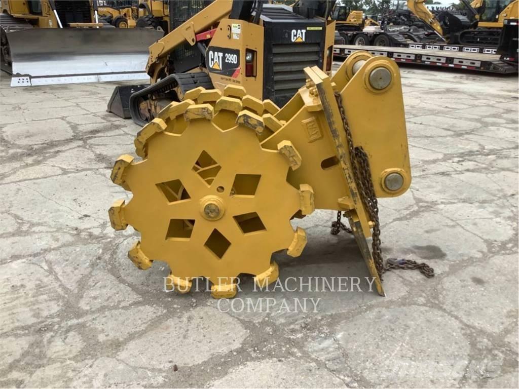 CAT 36 COMPACTOR WHEEL Građevinarstvo – ostalo