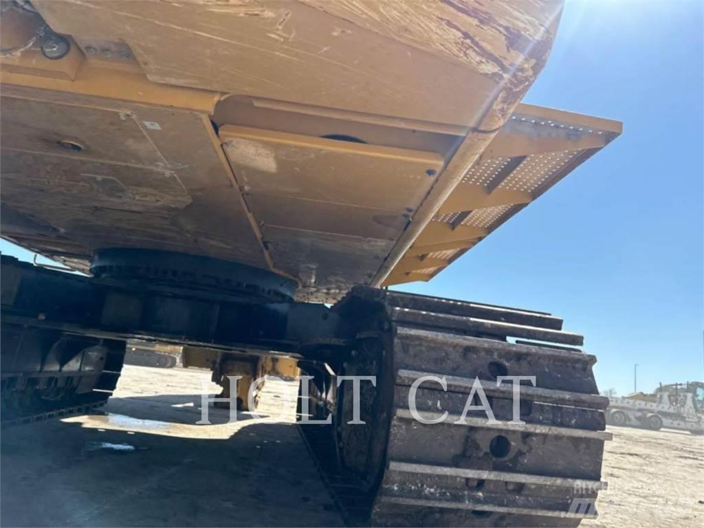 CAT 374 Bageri gusjeničari