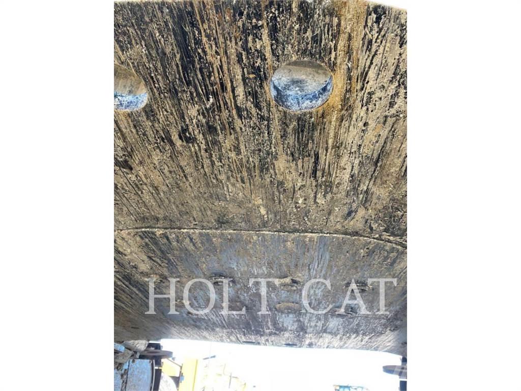 CAT 374 Bageri gusjeničari