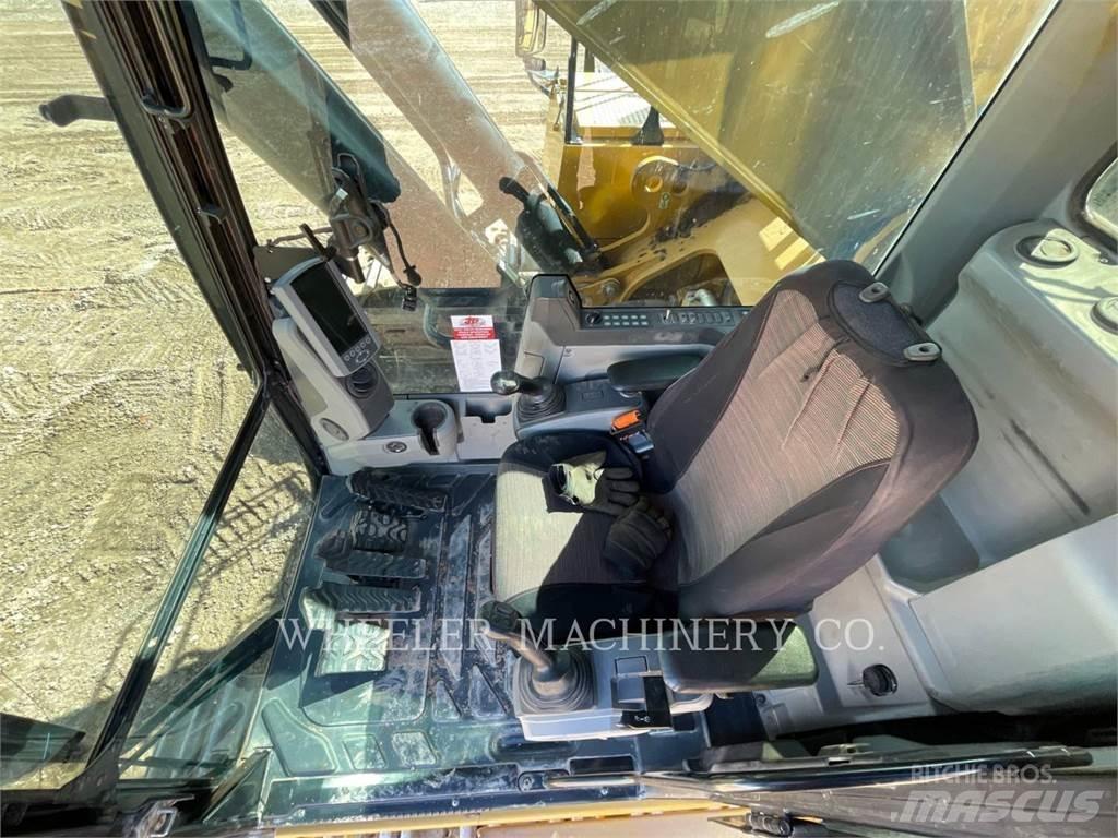 CAT 374F Bageri gusjeničari