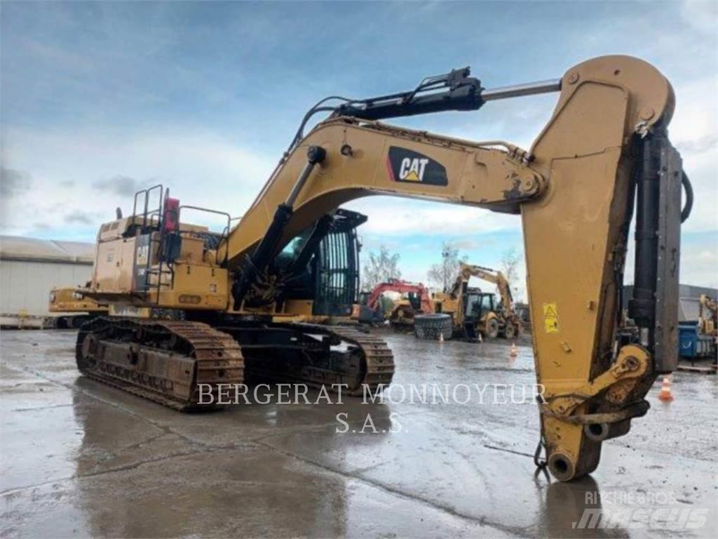 CAT 374F Bageri gusjeničari