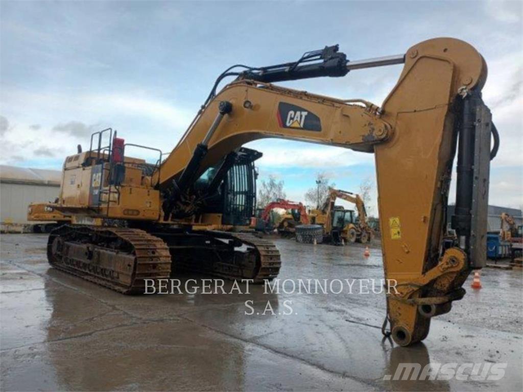 CAT 374F Bageri gusjeničari