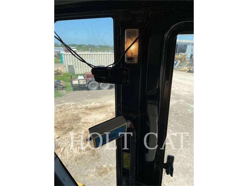 CAT 374FL Bageri gusjeničari