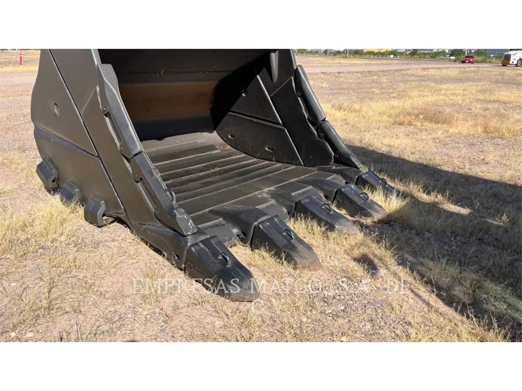 CAT 390DL Bageri gusjeničari