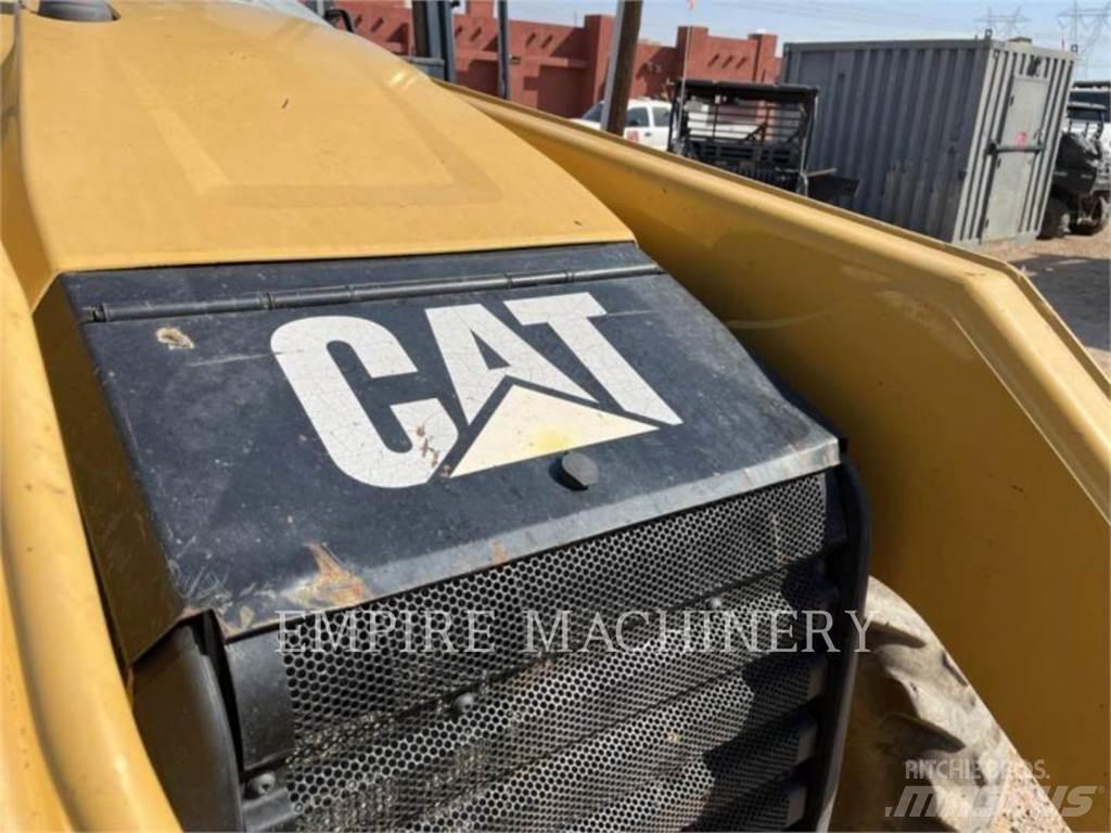 CAT 415F2 IL Utovarivači na kotačima