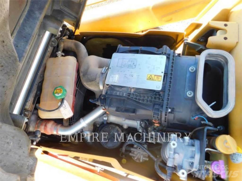 CAT 416F2 4EOP Utovarni rovokopači