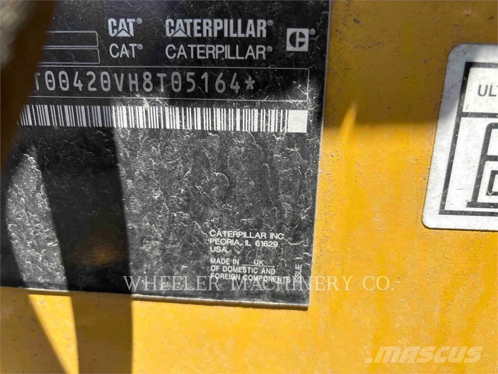 CAT 420 CF Utovarni rovokopači