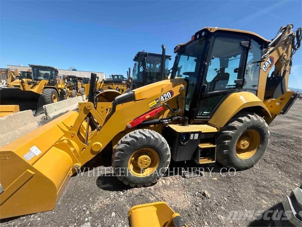 CAT 420 CF Utovarni rovokopači