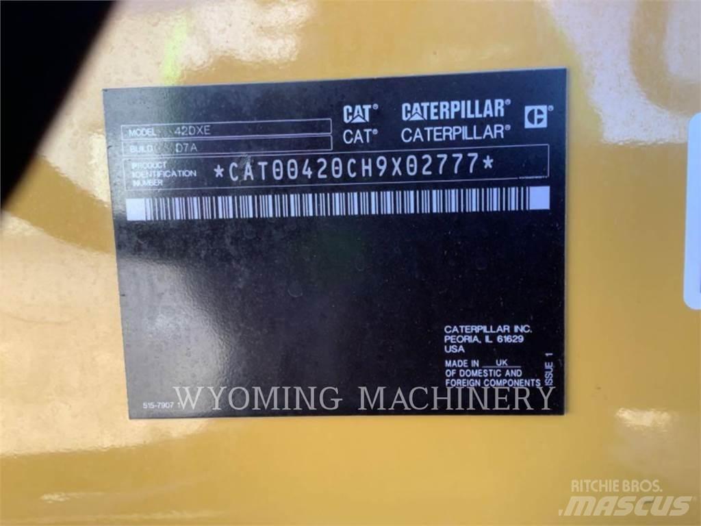 CAT 420 XE Utovarni rovokopači