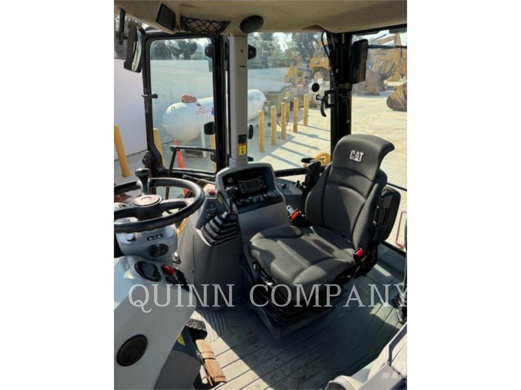 CAT 42007 Utovarni rovokopači