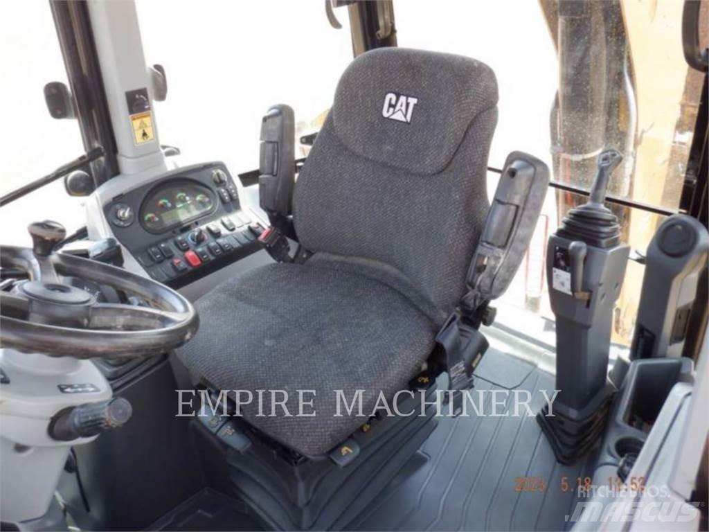 CAT 420F2 4ECP Utovarni rovokopači