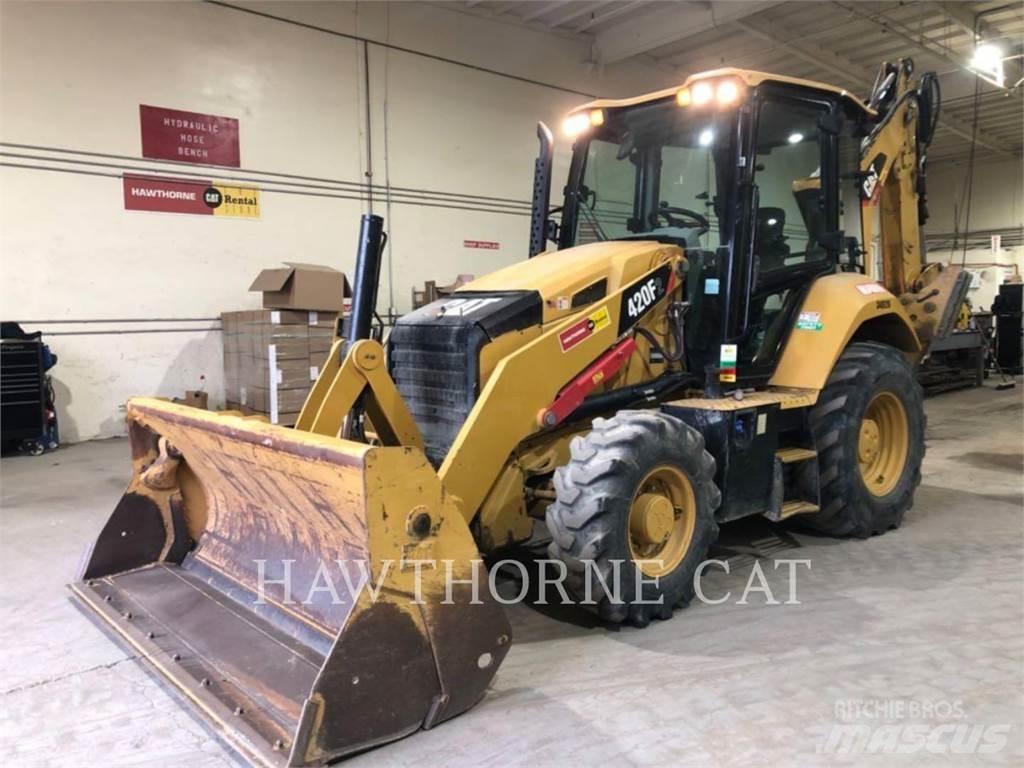 CAT 420F2 CAB Utovarni rovokopači