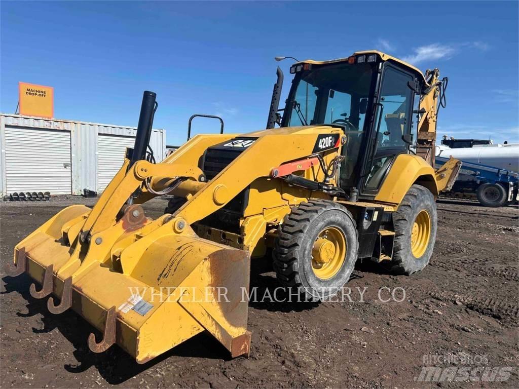 CAT 420F2 E Utovarni rovokopači