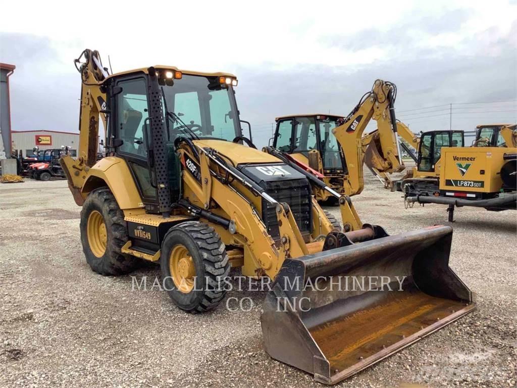 CAT 420F2IT Utovarni rovokopači