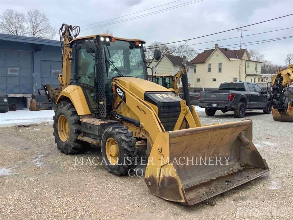 CAT 420F2ST Utovarni rovokopači