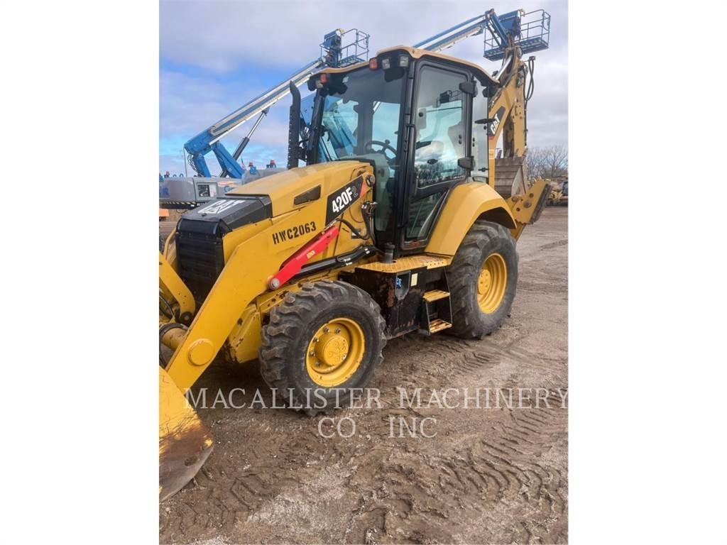CAT 420F2ST Utovarni rovokopači