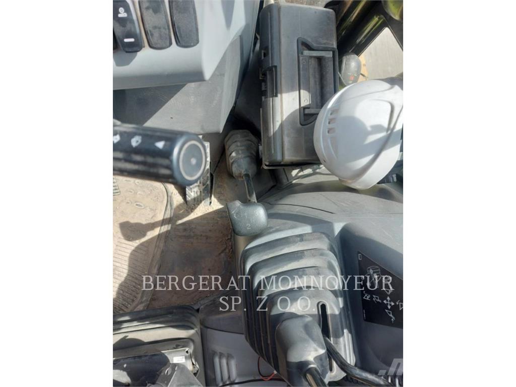 CAT 428 Utovarni rovokopači