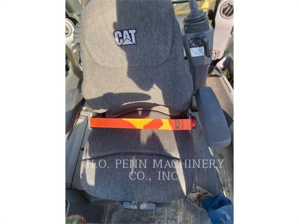 CAT 430F2ST Utovarni rovokopači