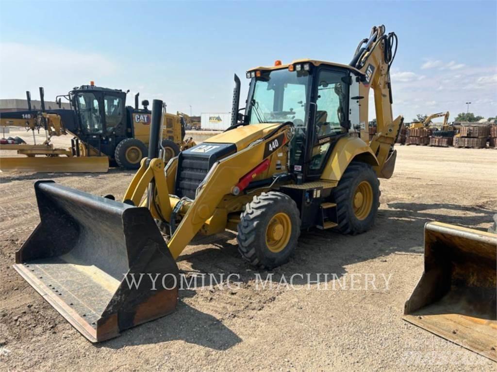 CAT 440 Utovarni rovokopači