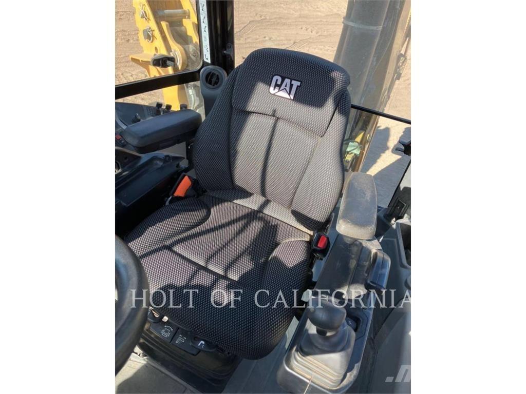 CAT 440 Utovarni rovokopači