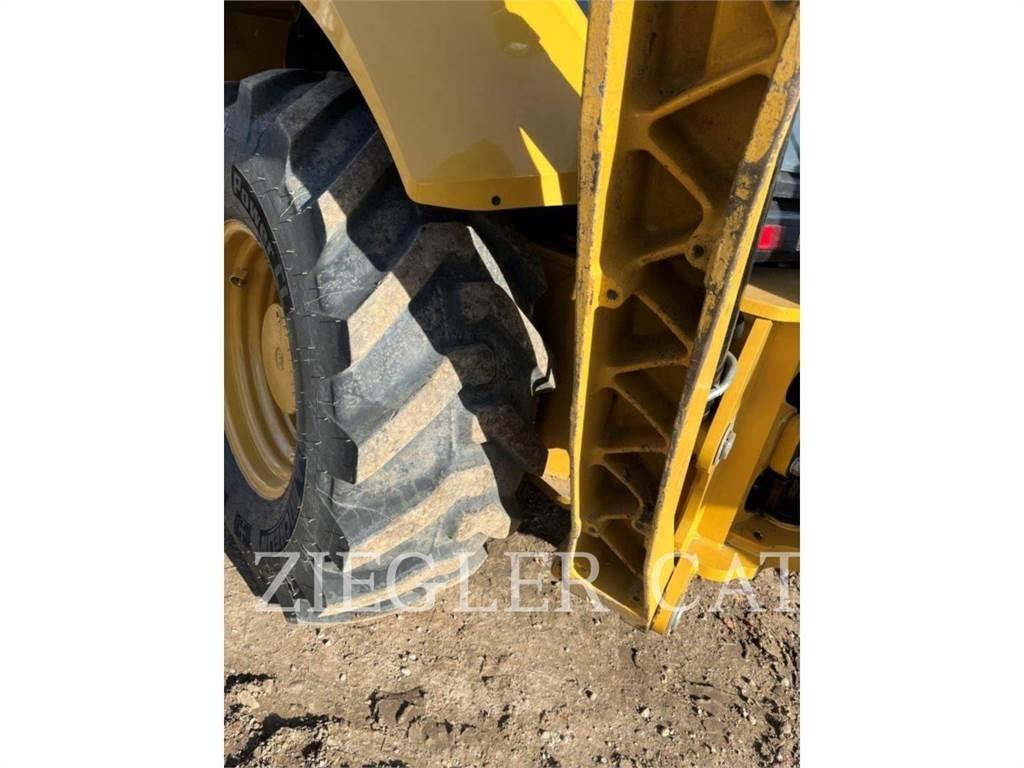 CAT 440IT Utovarni rovokopači