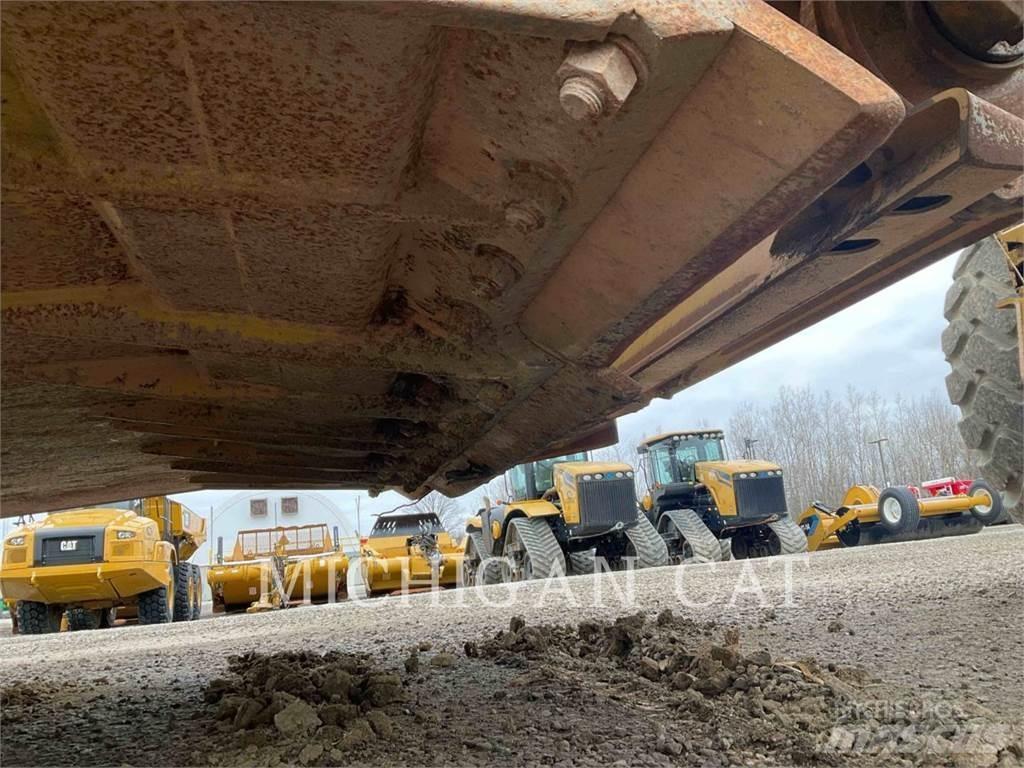 CAT 615CII A Strugači