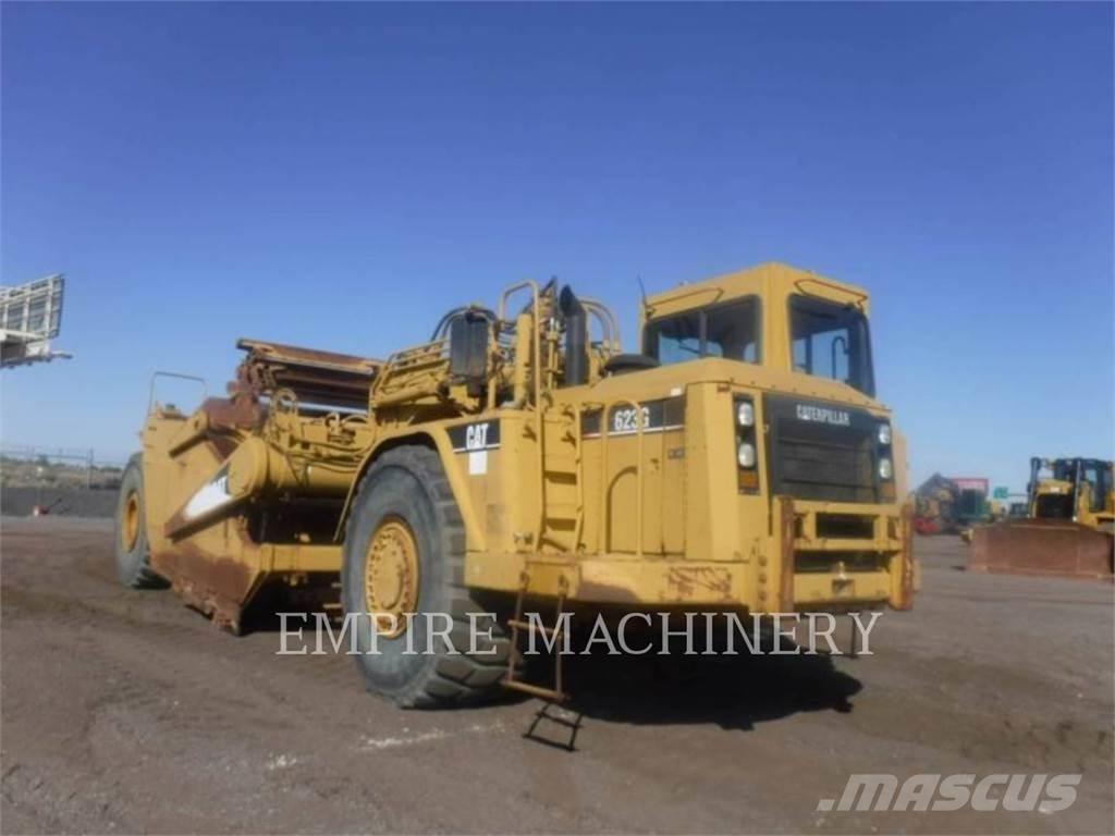 CAT 623G Strugači