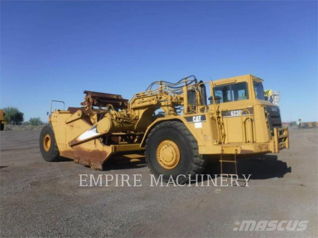 CAT 623G Strugači