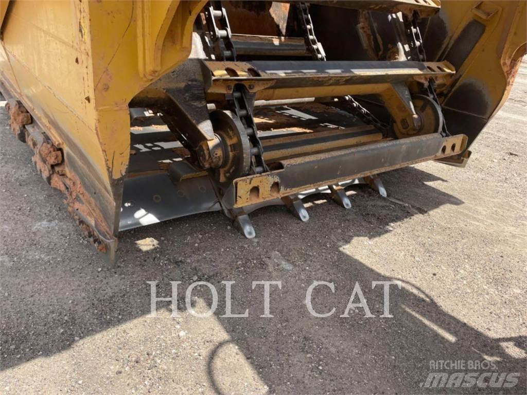 CAT 623K Strugači