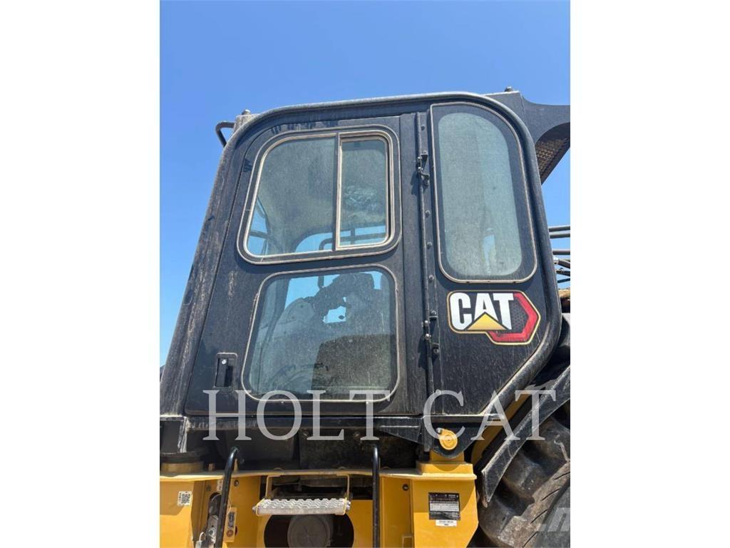 CAT 623K Strugači