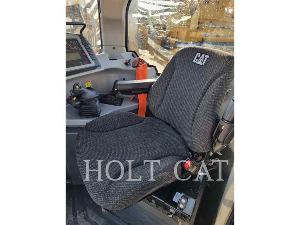 CAT 627K Strugači