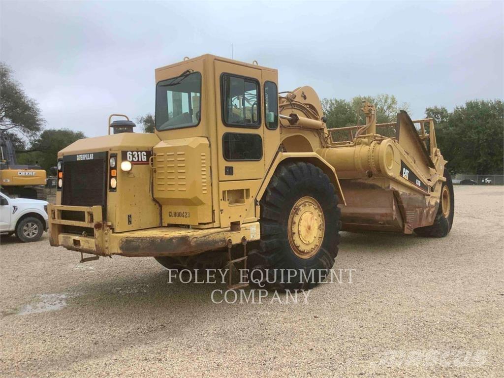 CAT 631G Strugači