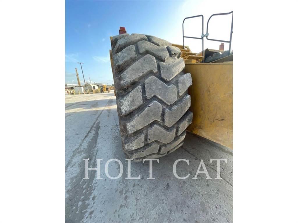 CAT 631K Strugači