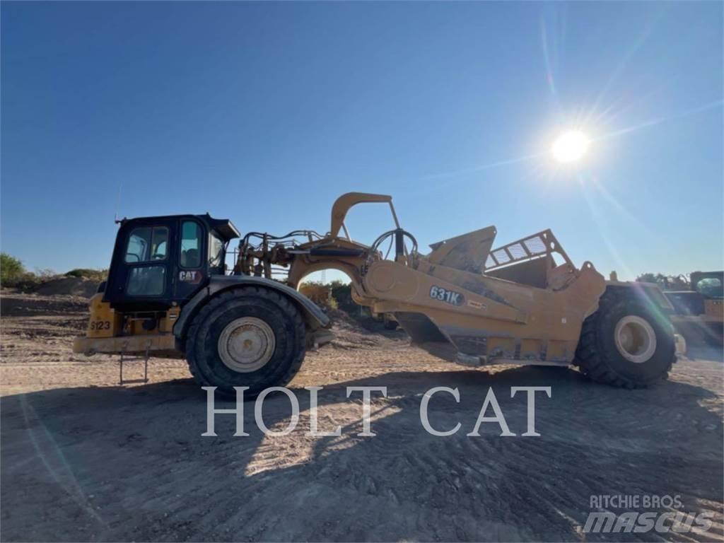 CAT 631K Strugači