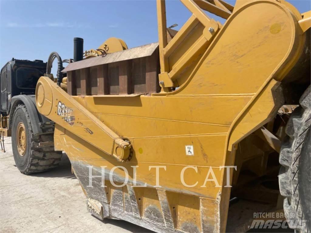 CAT 631K Strugači