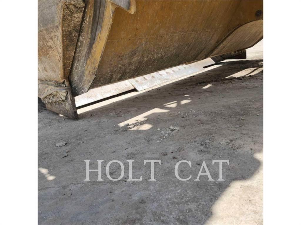 CAT 631K Strugači