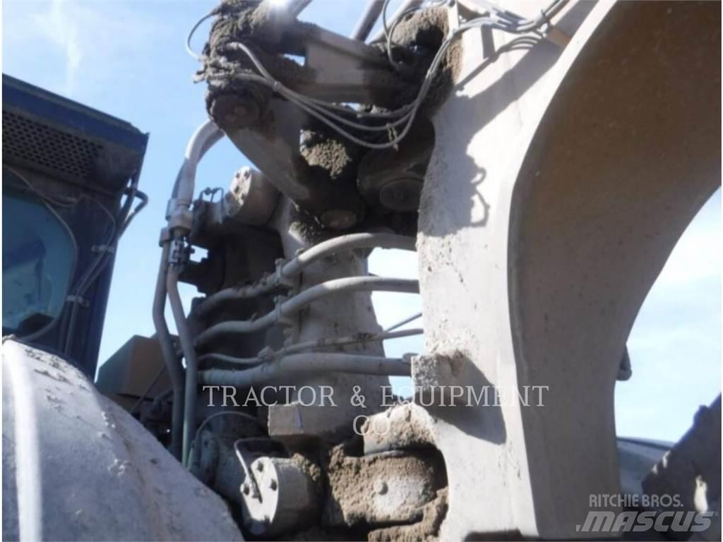 CAT 637K Strugači